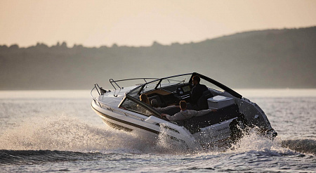 Катер Parker 800 Cruiser